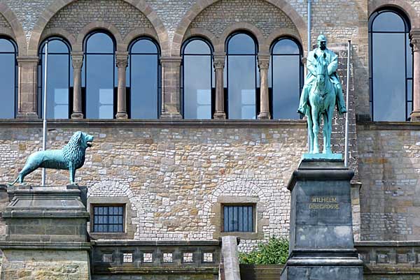 Goslar - Kaiserpfalz - Denkmal Wilhelm der Große
